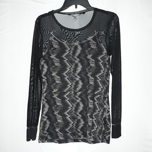 Women's BKE boutique top with sheer sleeves size L